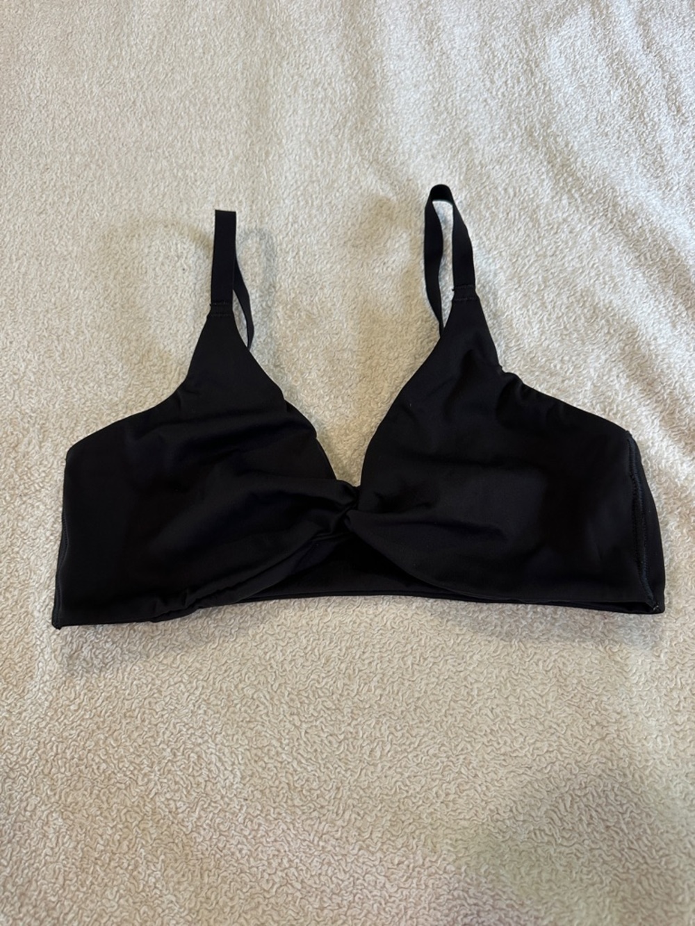 Gymshark- Black Twist-Front Wireless Bra - Women Intimates & Sleepwear ( no tag)